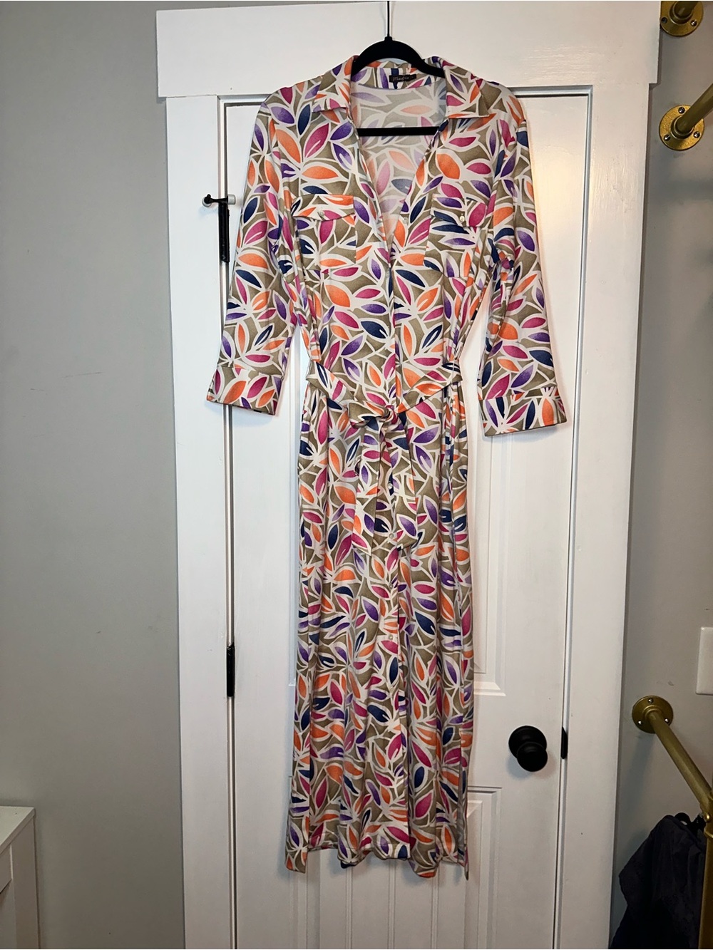 J McLaughlinf Size Large Multicolor Leaf-Print Maxi Button Up Dress - Picture 2 of 12